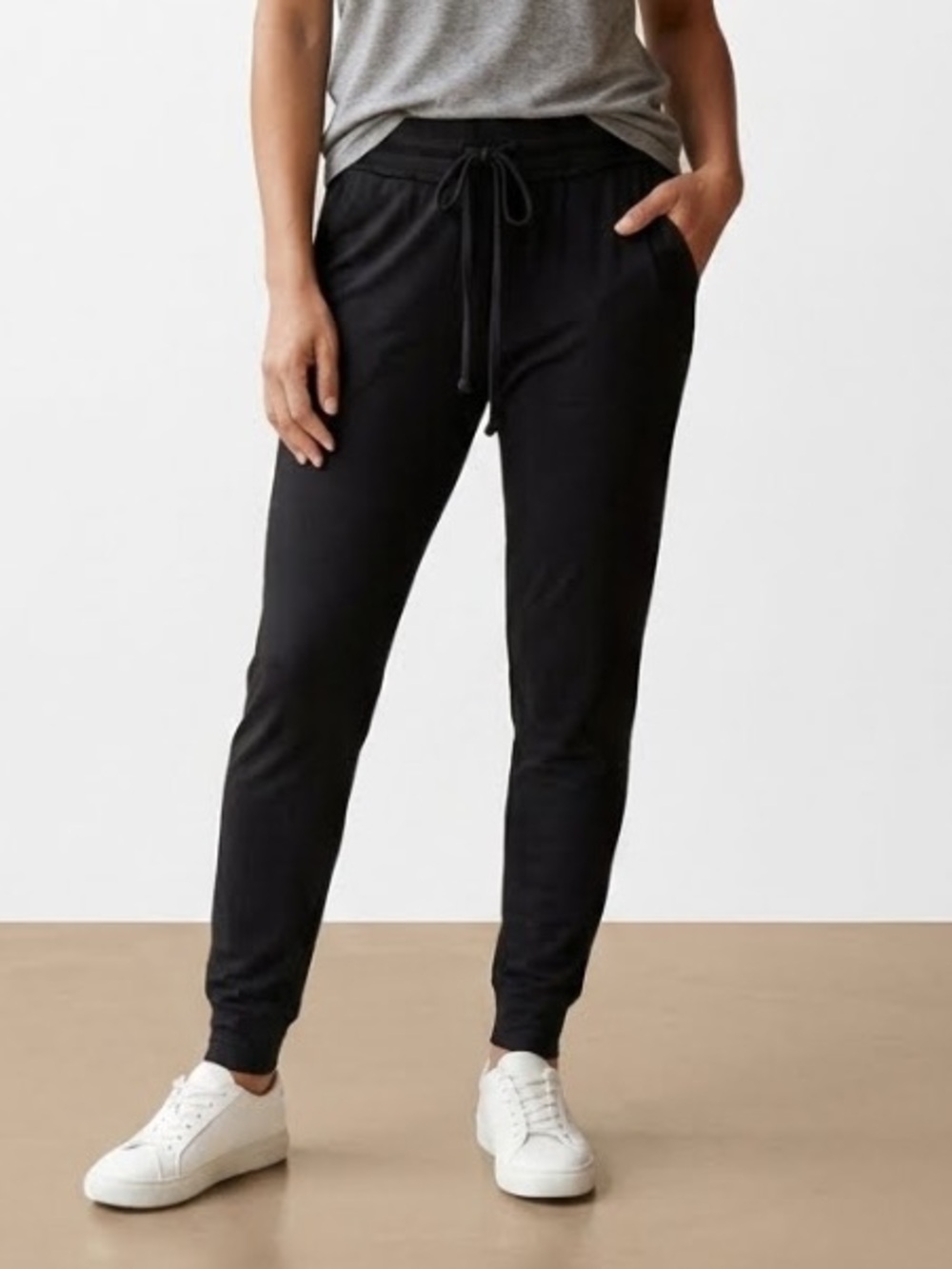 RUTI Lounge Collection Black Skinny Jogger Style Lounge Sweatpants